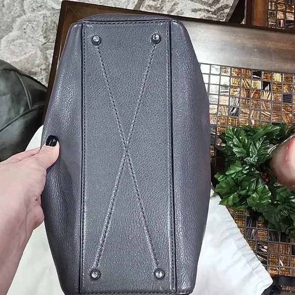 Marc Jacobs Crossbody/Shoulder Bag Gray Color - Picture 6 of 9